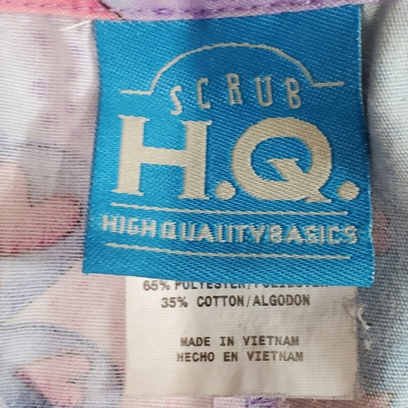 Scrub H.Q. Butterfly V-neck Print Scrub Top Size M - Picture 10 of 11